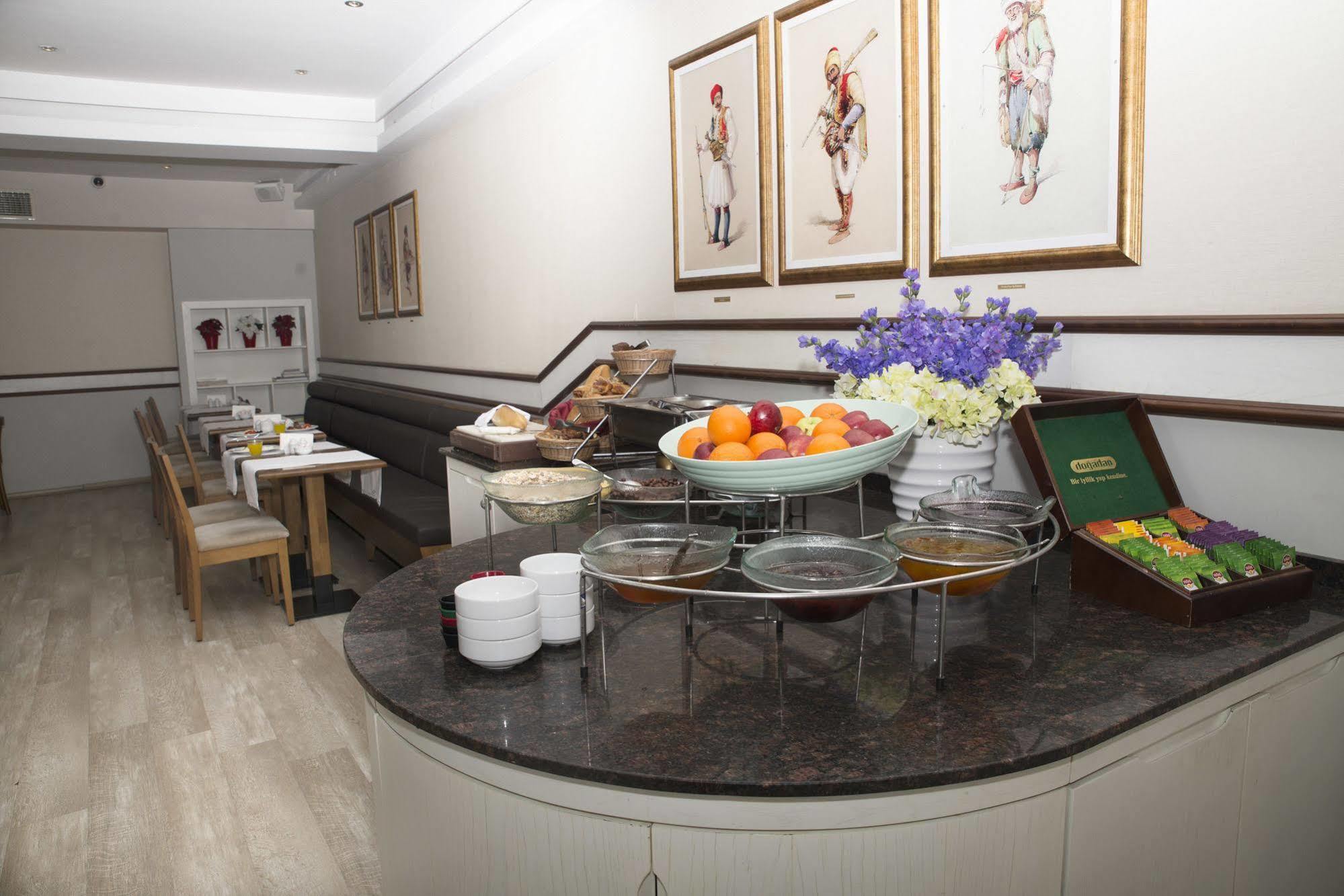 Ilkay Hotel Стамбул Екстер'єр фото