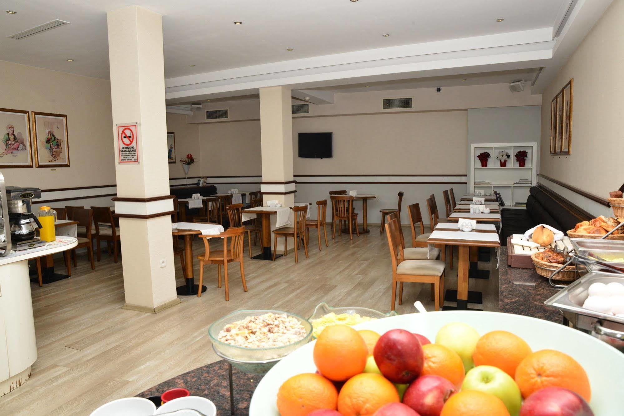 Ilkay Hotel Стамбул Екстер'єр фото